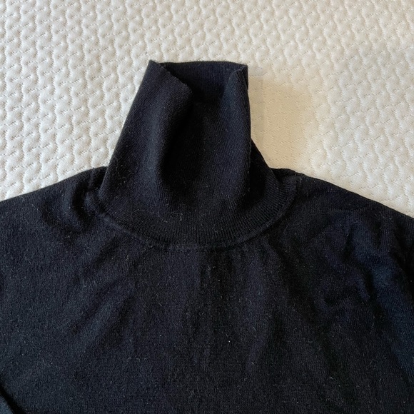 AYR sweater - Picture 2 of 5